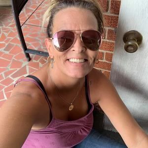 Meet your Posher, Nikki